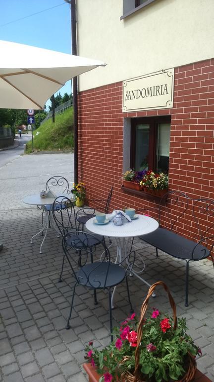 Sandomiria Buitenkant foto