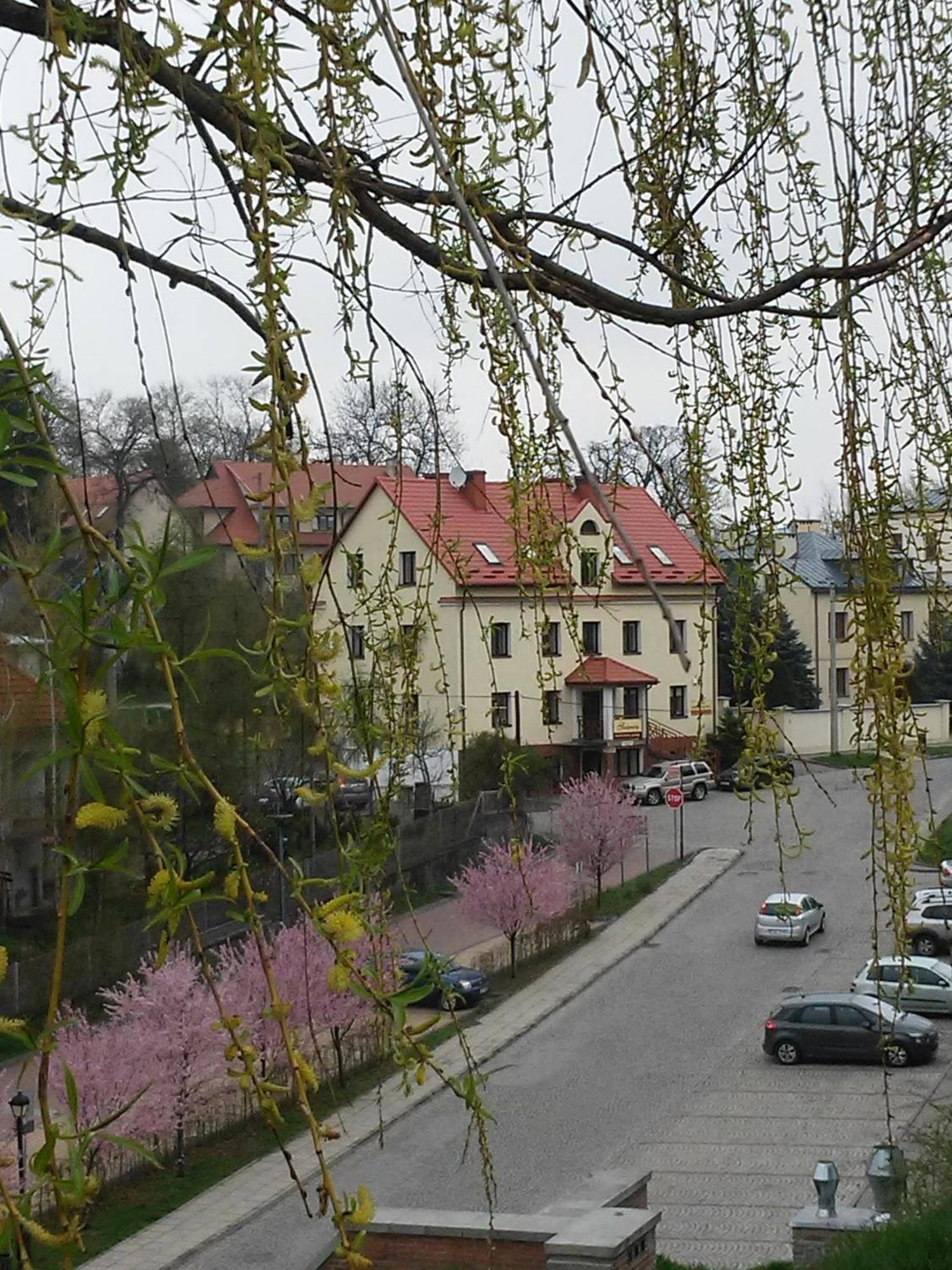 Sandomiria Buitenkant foto